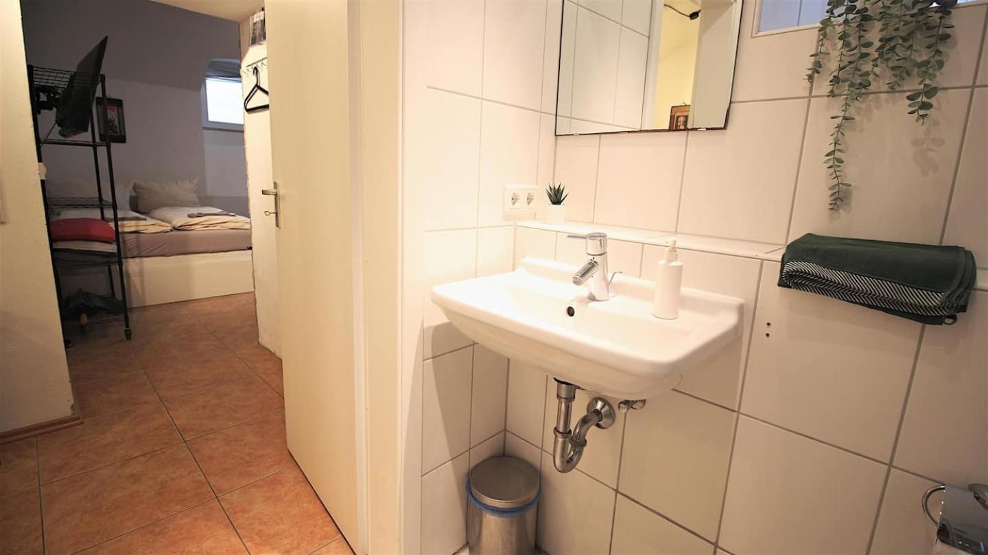 Fully Equipped Apartment Near Main Station Würzburg Dış mekan fotoğraf