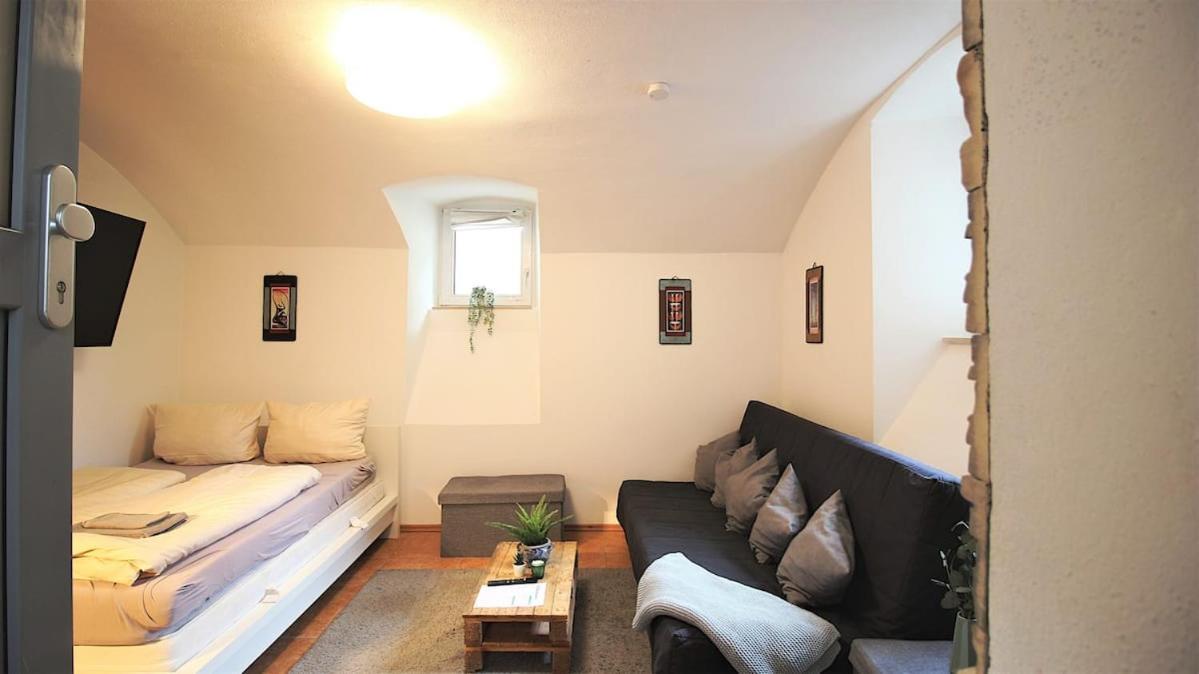 Fully Equipped Apartment Near Main Station Würzburg Dış mekan fotoğraf